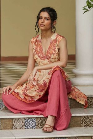 Ecru Floral Print Kurta Set prismthestore