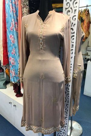 Embellished kurta prismthestore