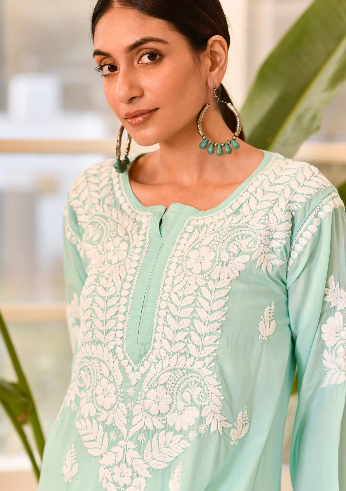 Ishtar Chikankari Modal Straight Kurta 2